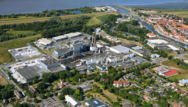 carbon-neutral hydrogen peroxide from Evonik for Steinbeis recycling paper manufacturer